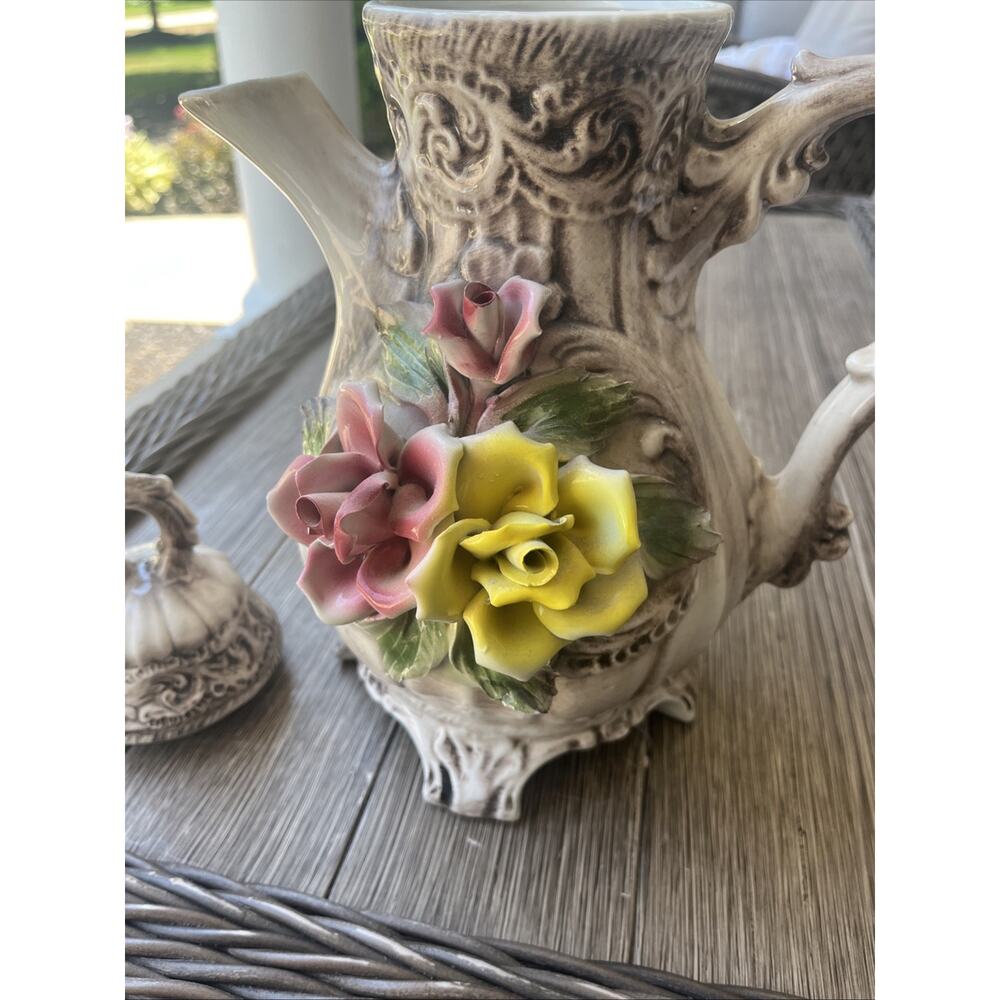 Capodimonte Porcelain Flower Pitcher With Lid Made In Italy. Pink Flower Is Chip - Picture 14 of 15